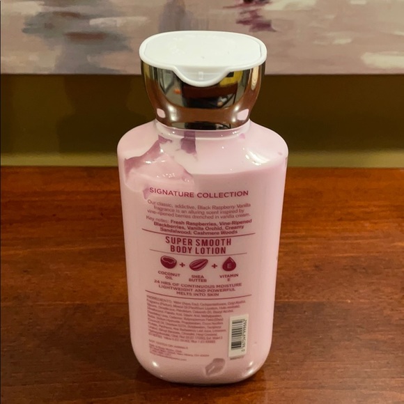 NEW BATH & BODY WORKS BODY LOTION - Picture 7 of 8